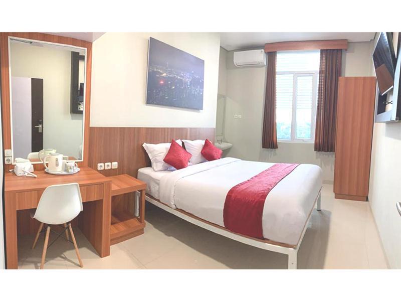 Oyo 2816 Privato Suite Kembaran Exterior photo